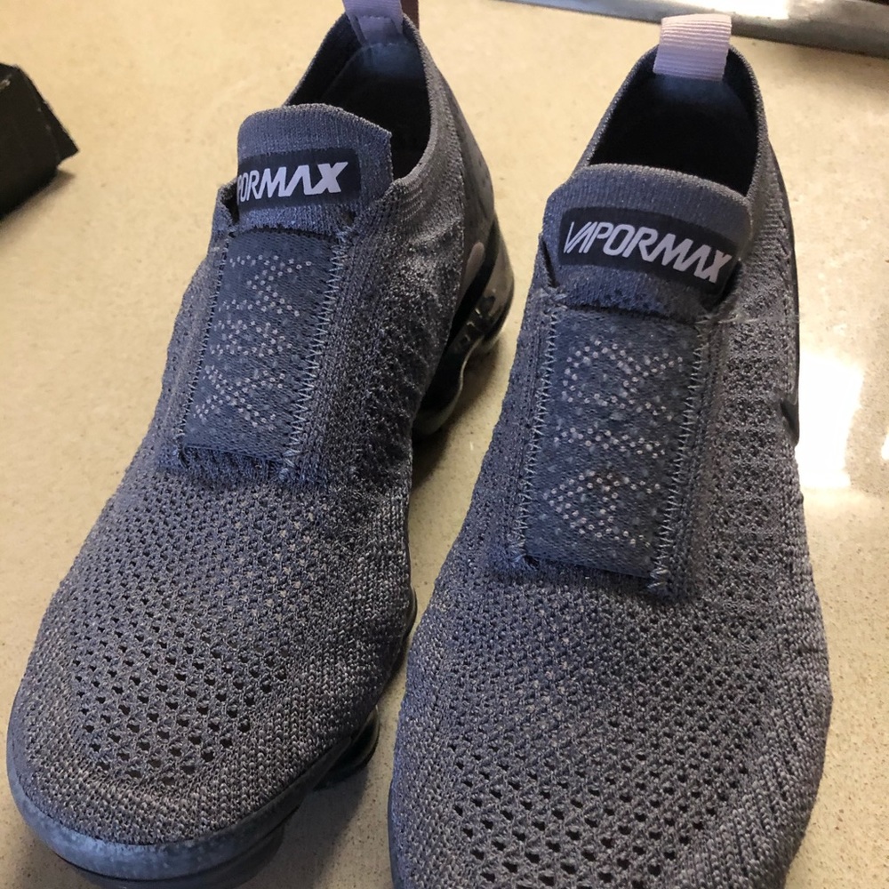 Women’s vapor max in size 5.5